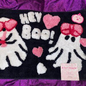 Betsey Johnson "Hey Boo" Halloween bath mat